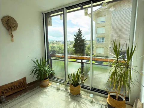 balconera infinity gris